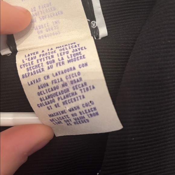 Collector’s Vintage 1980 -1990s official Selena Quintanilla black pant suit - Picture 6 of 7